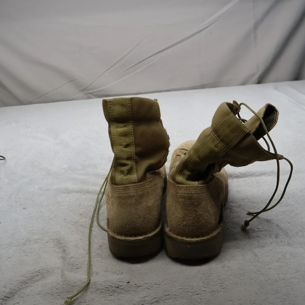 Danner Men 9.5D Combat Boots Brown Temperate Goretex USMC  display picture 1